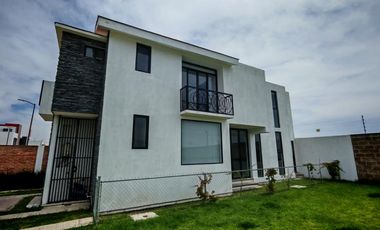 CAS EN RENTA EN FRACCIONAMIENTO PRIVADO EN TLAXCALANCINGO PUEBLA