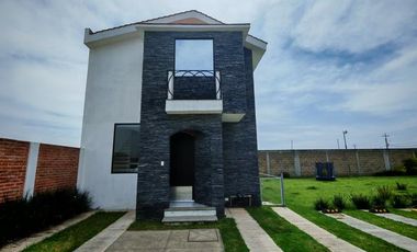 CAS EN RENTA EN FRACCIONAMIENTO PRIVADO EN TLAXCALANCINGO PUEBLA