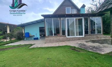 ALQUILO CABAÑA DE 4HAB 3 BAÑOS ALTO.BOQUETE