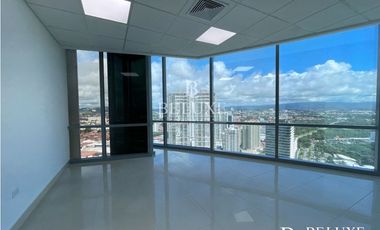 ALQUILER DE OFICINA AMOBLADA EN FINANCIAL PARK, COSTA DEL ESTE (8P)