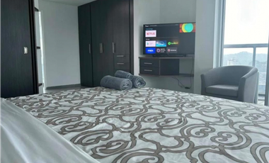 VENDO APARTAMENTO VISTA AL MAR EN AVENIDA BALBOA, PH YACHT CLUB (3)