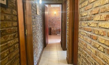 CASA EN VENTA EN CARILO - CALLE PERDIZ Y CEDRO