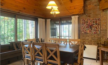 CASA EN VENTA EN CARILO - CALLE PERDIZ Y CEDRO