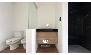 VENTA Casa A ESTRENAR 5 amb con piscina - Barrio Privado Rumencó Joven