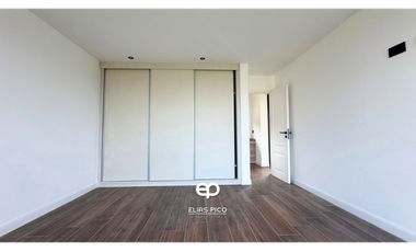 VENTA Casa A ESTRENAR 5 amb con piscina - Barrio Privado Rumencó Joven