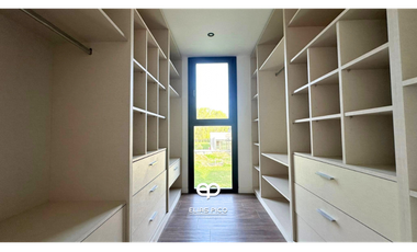 VENTA Casa A ESTRENAR 5 amb con piscina - Barrio Privado Rumencó Joven