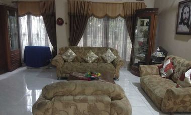 Di Sewakan Rumah 2 Lantai di Taman Buaran Indah Jakarta Timur
