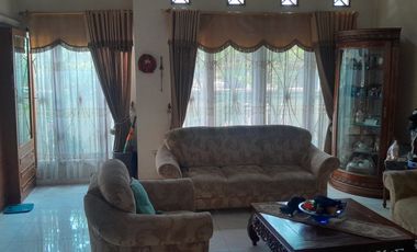 Di Sewakan Rumah 2 Lantai di Taman Buaran Indah Jakarta Timur