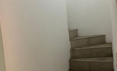 Dúplex en venta c/ cochera en Los Polvorines