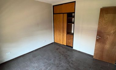 Dúplex en venta c/ cochera en Los Polvorines