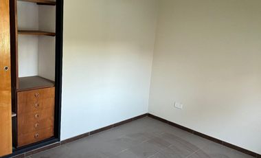 Dúplex en venta c/ cochera en Los Polvorines