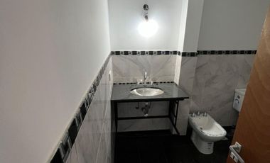 Dúplex en venta c/ cochera en Los Polvorines