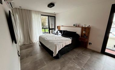 Espectacular Casa en venta, Barrio Santa Elena en Pilar del Este.