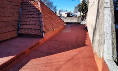 Casa en venta en Quilmes Este