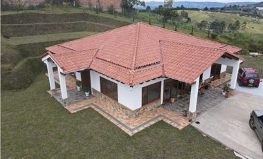 Finca en venta en San Vicente, Antioquia.