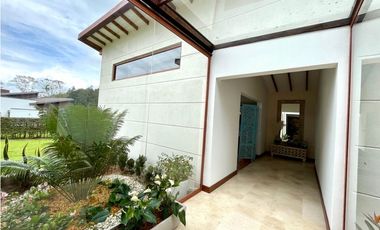 Casa en venta en el Carmen de Viboral, Antioquia.