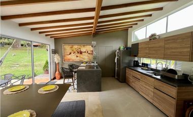 Casa en venta en el Carmen de Viboral, Antioquia.