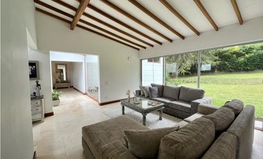 Casa en venta en el Carmen de Viboral, Antioquia.