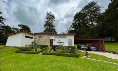 Casa en venta en el Carmen de Viboral, Antioquia.
