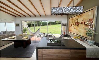 Casa en venta en el Carmen de Viboral, Antioquia.