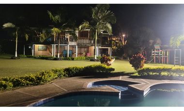 SE VENDE CASA CAMPESTRE VIA PUEBLO TAPAO