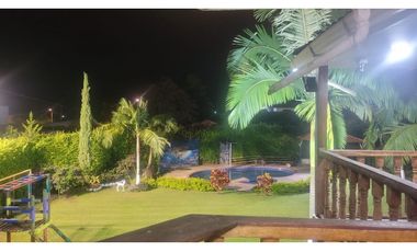 SE VENDE CASA CAMPESTRE VIA PUEBLO TAPAO