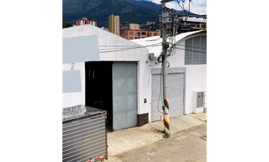 Bodega en venta, Barrio Bostón, Zona Centro Medellin