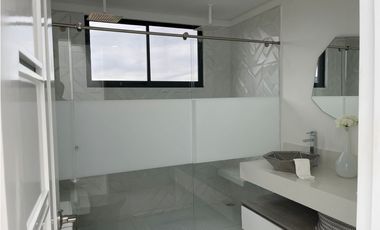 Casa amoblada en venta en El Retiro/ Antioquia