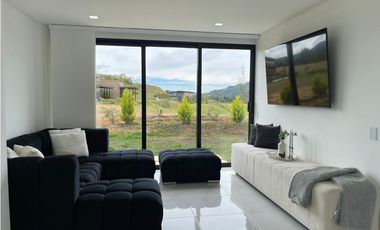 Casa amoblada en venta en El Retiro/ Antioquia