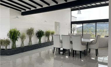 Casa amoblada en venta en El Retiro/ Antioquia