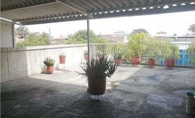 CASA EN VENTA CON LOCAL BARRIO CHAPINERO DE CALI LO cw9368967
