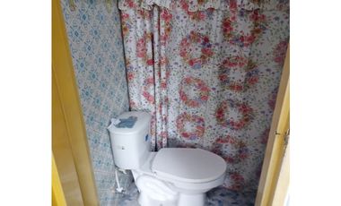 CASA EN VENTA CON LOCAL BARRIO CHAPINERO DE CALI LO cw9368967