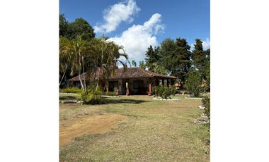 ESPECTACULAR PARCELA MESA DE LOS SANTOS