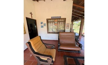 ESPECTACULAR PARCELA MESA DE LOS SANTOS