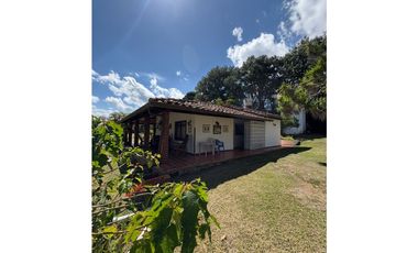 ESPECTACULAR PARCELA MESA DE LOS SANTOS
