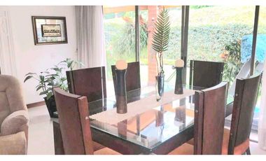 Venta de casa en la Estrella Sector Suramérica