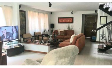 Venta de casa en la Estrella Sector Suramérica