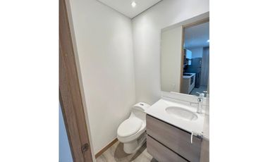 Amoblado HERMOSO Apartamento a 2 cuadras del Tesoro