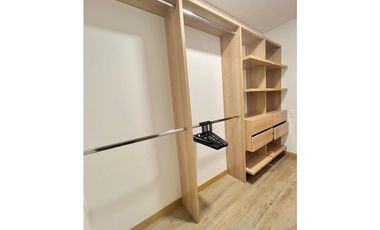 Amoblado HERMOSO Apartamento a 2 cuadras del Tesoro