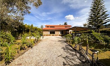 Casa campestre Independiente para la venta llanogrande