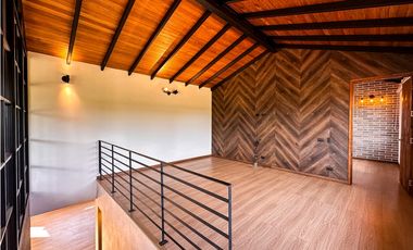 Casa campestre Independiente para la venta llanogrande