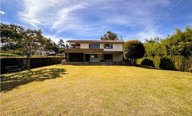 Casa campestre Independiente para la venta llanogrande