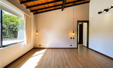 Casa campestre Independiente para la venta llanogrande