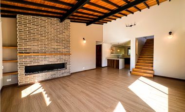 Casa campestre Independiente para la venta llanogrande