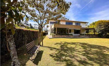 Casa campestre Independiente para la venta llanogrande