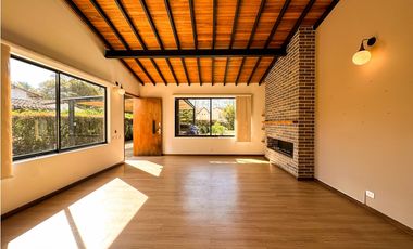 Casa campestre Independiente para la venta llanogrande