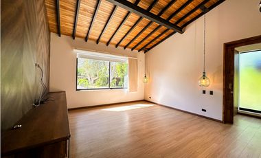 Casa campestre Independiente para la venta llanogrande