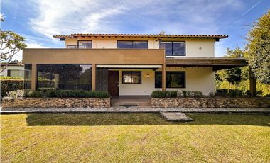 Casa campestre Independiente para la venta llanogrande