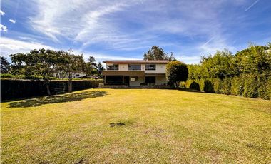 Casa campestre Independiente para la venta llanogrande