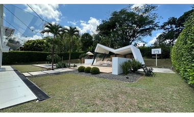 VENDO ESPECTACULAR CASA CAMPESTRE, SECTOR CERRITOS PEREIRA